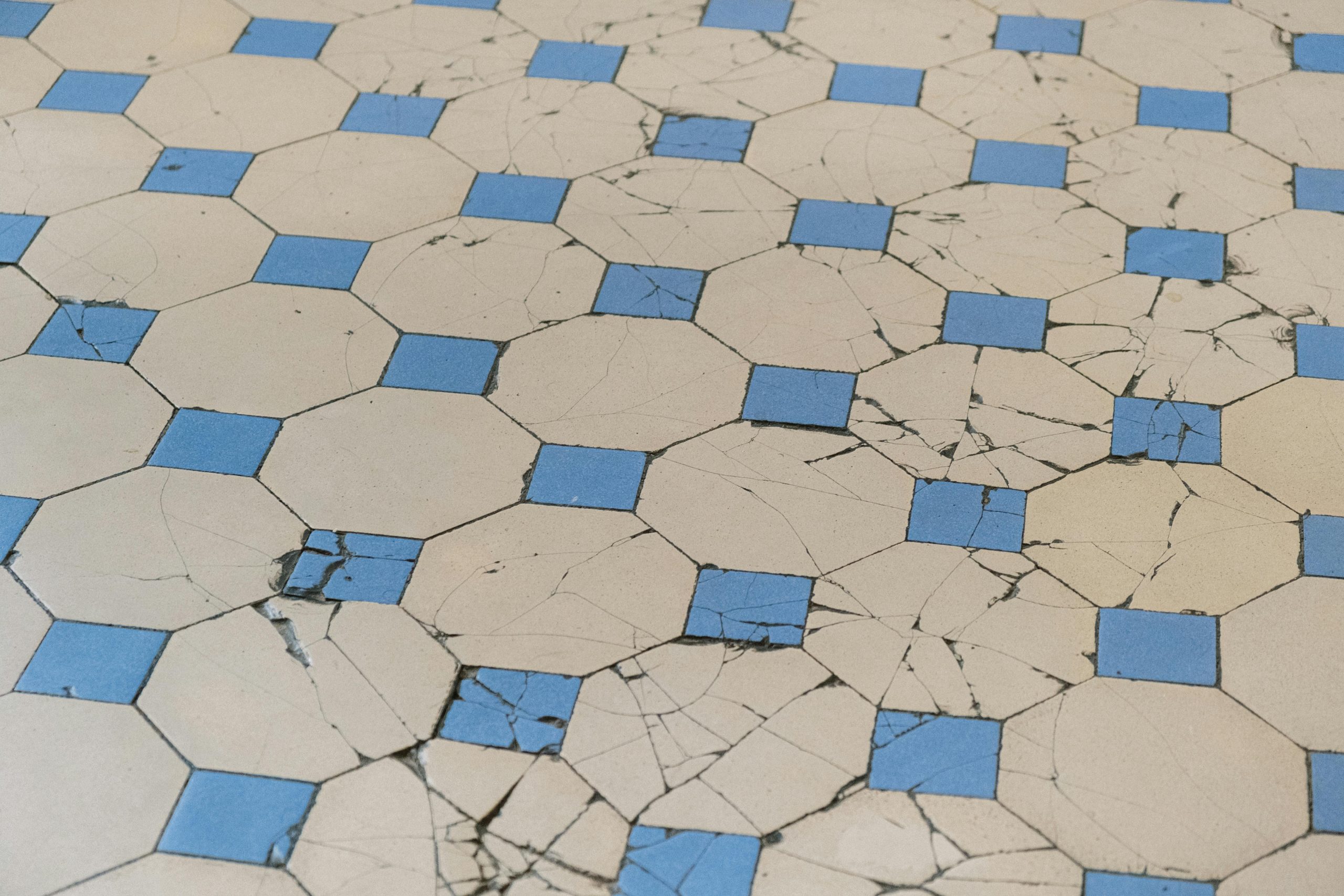 Complete Guide to Floor Tile Installation Contractors