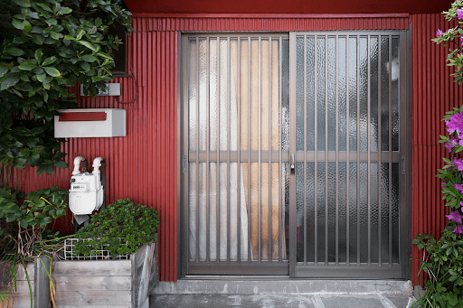 8 Tips for Choosing UPVC & Oak Stable Doors for Your Home
