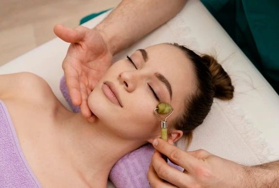 TCM Gua Sha Facial: Natural Secret to Youthful Skin
