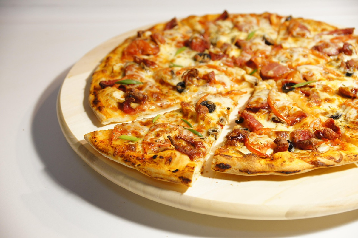 Pizzeria La Mozzarella | Best Italienisches Restaurant Pizza in Essen Altenessen-Süd