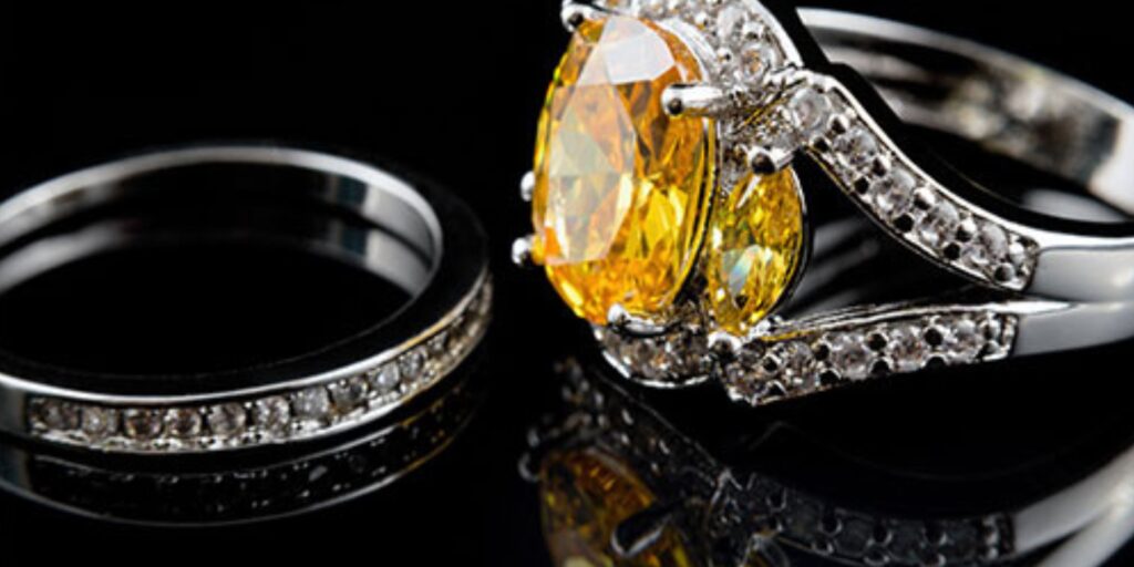 How Can You Sell an Engagement Ring for Cash Without Losing Its Value? - Smart SEO Article